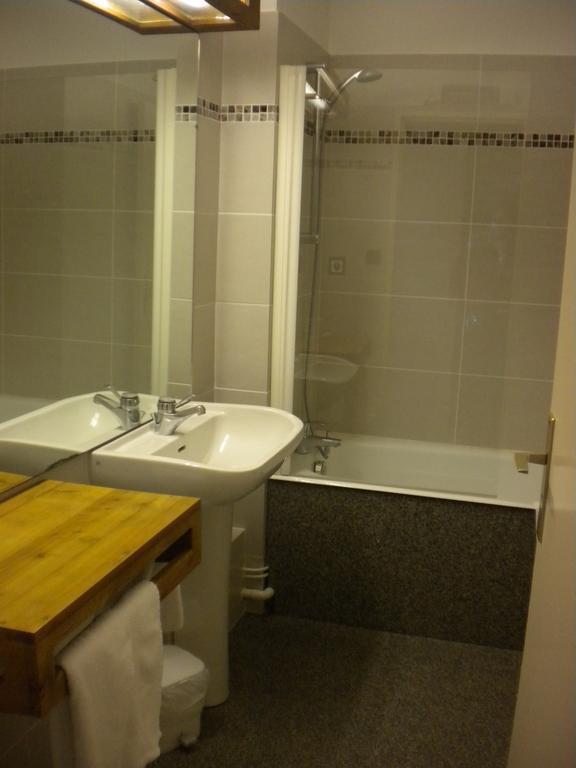 Hotel La Randonnee Nasbinals Δωμάτιο φωτογραφία